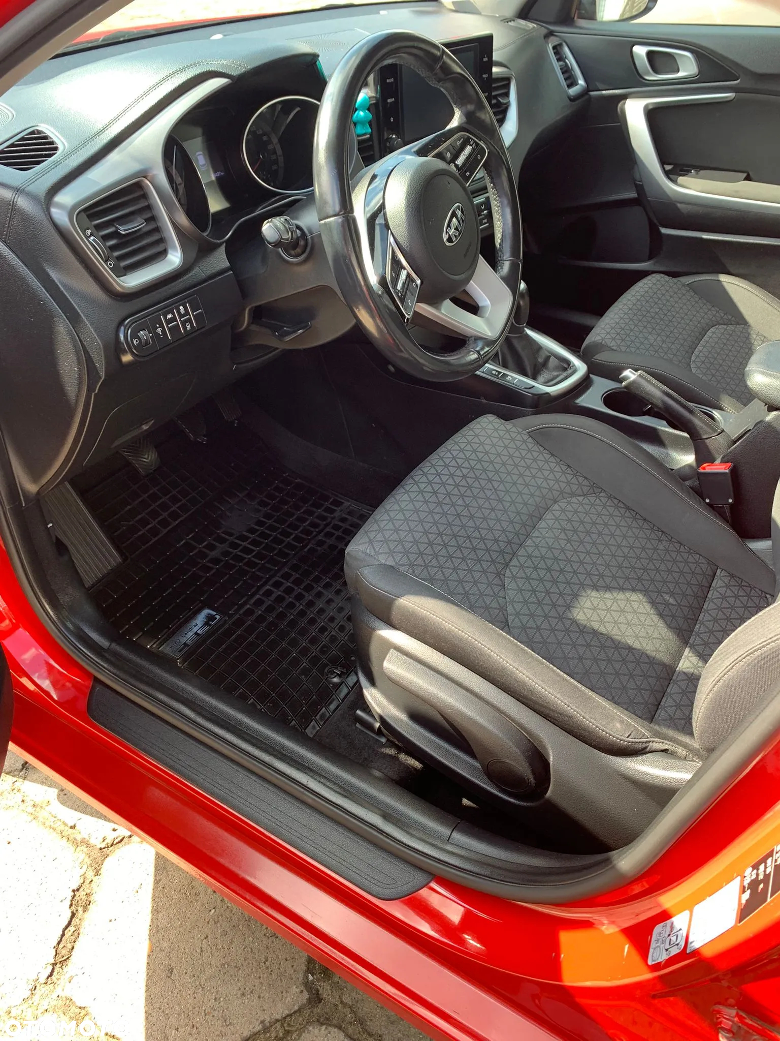 Kia Ceed 1.4 T-GDI M - 17