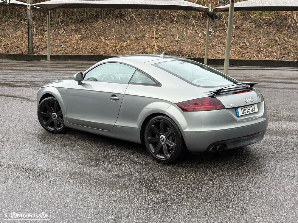 Audi TT Coupé 2.0 TDI quattro S-line - 4