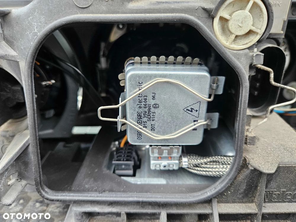 Reflektor Lampa Xenon D1S Przód Przednia LEWA Kompleta Przetwornica Valeo Europa Audi A4 B6 - 20