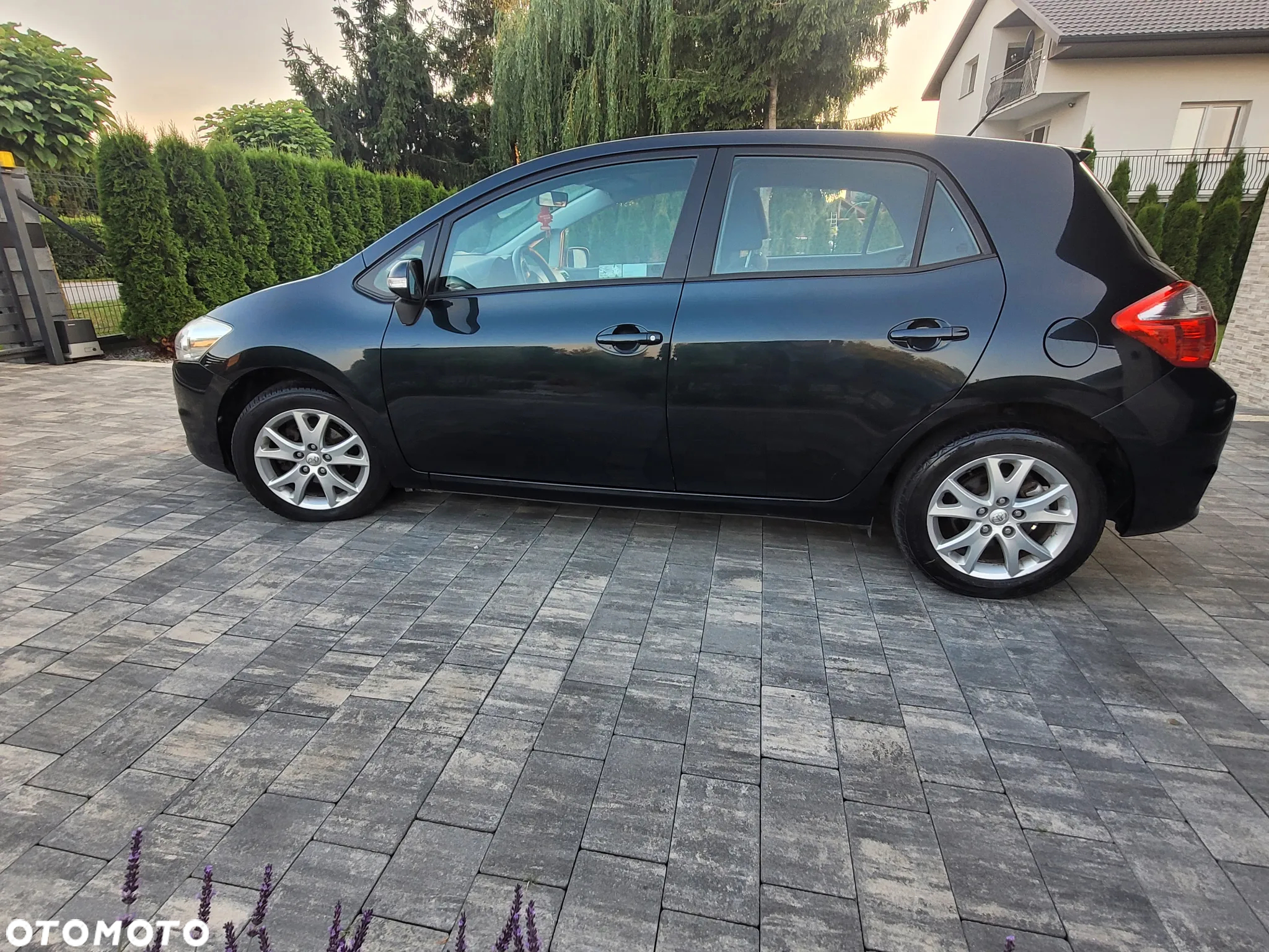 Toyota Auris 1.6 Premium Start - 9