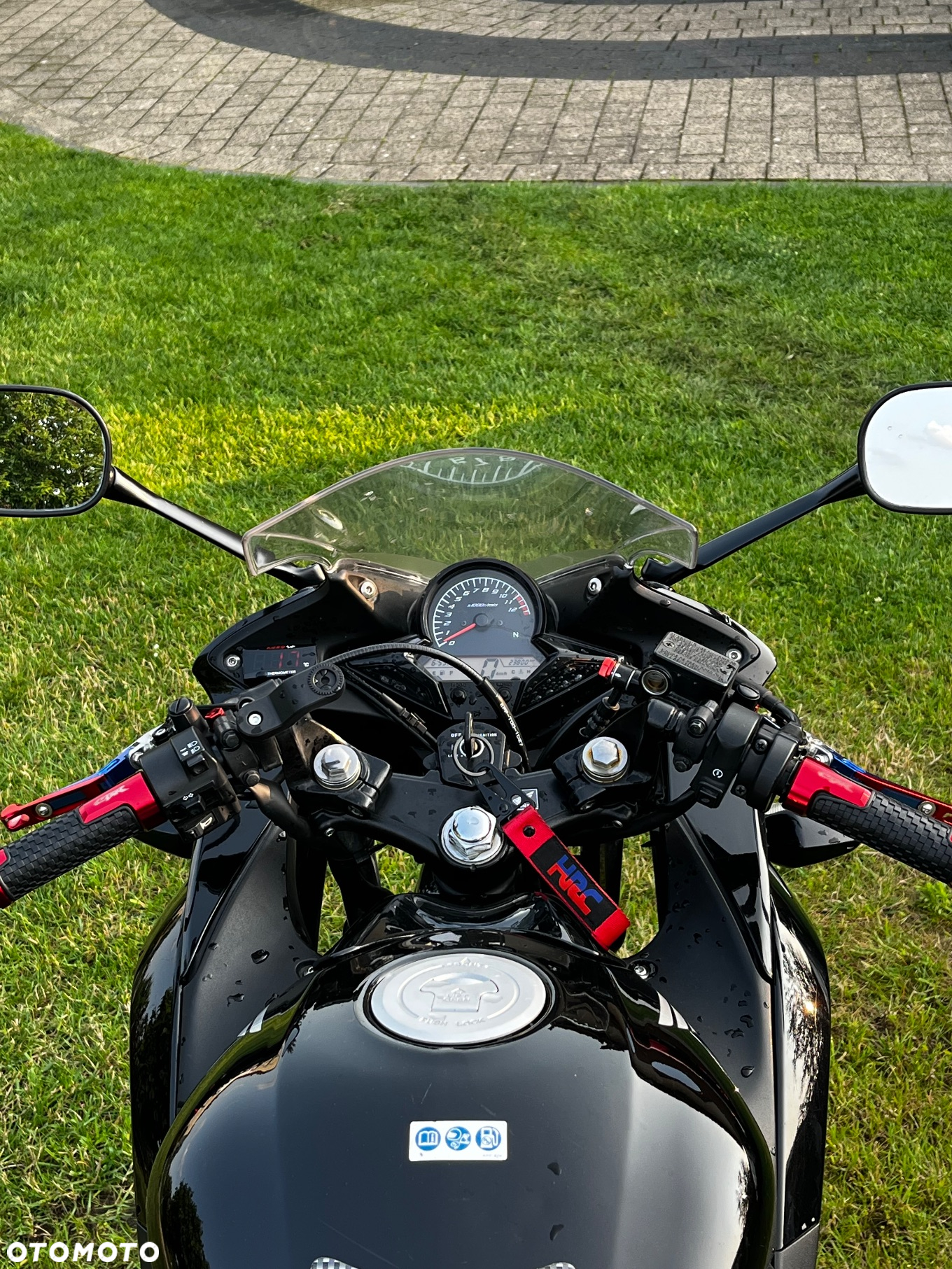 Honda CBR - 28