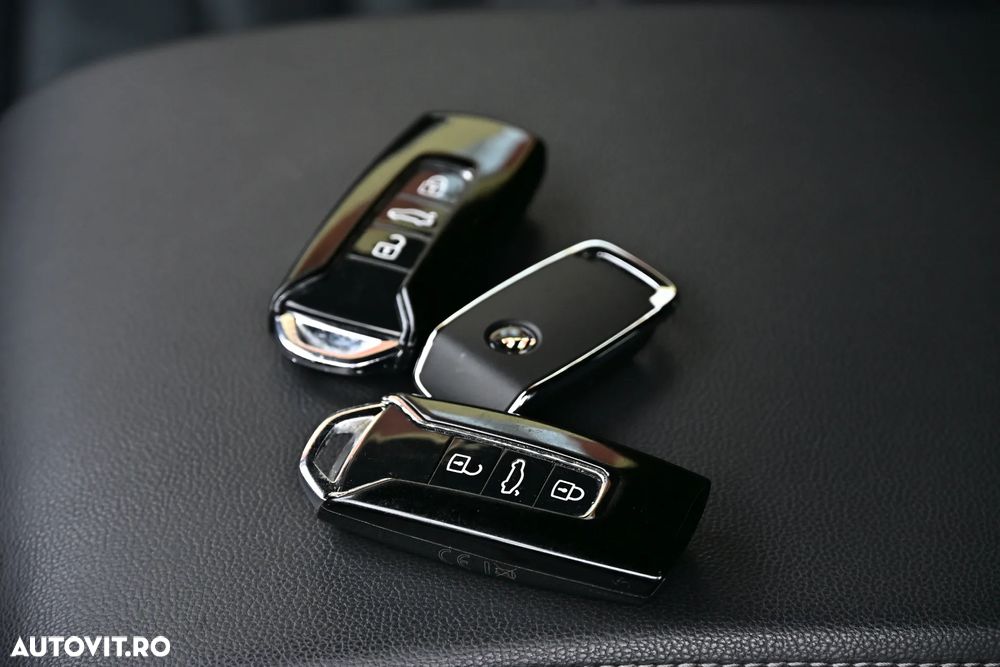 Volkswagen Touareg V6 TDI R-Style - 39