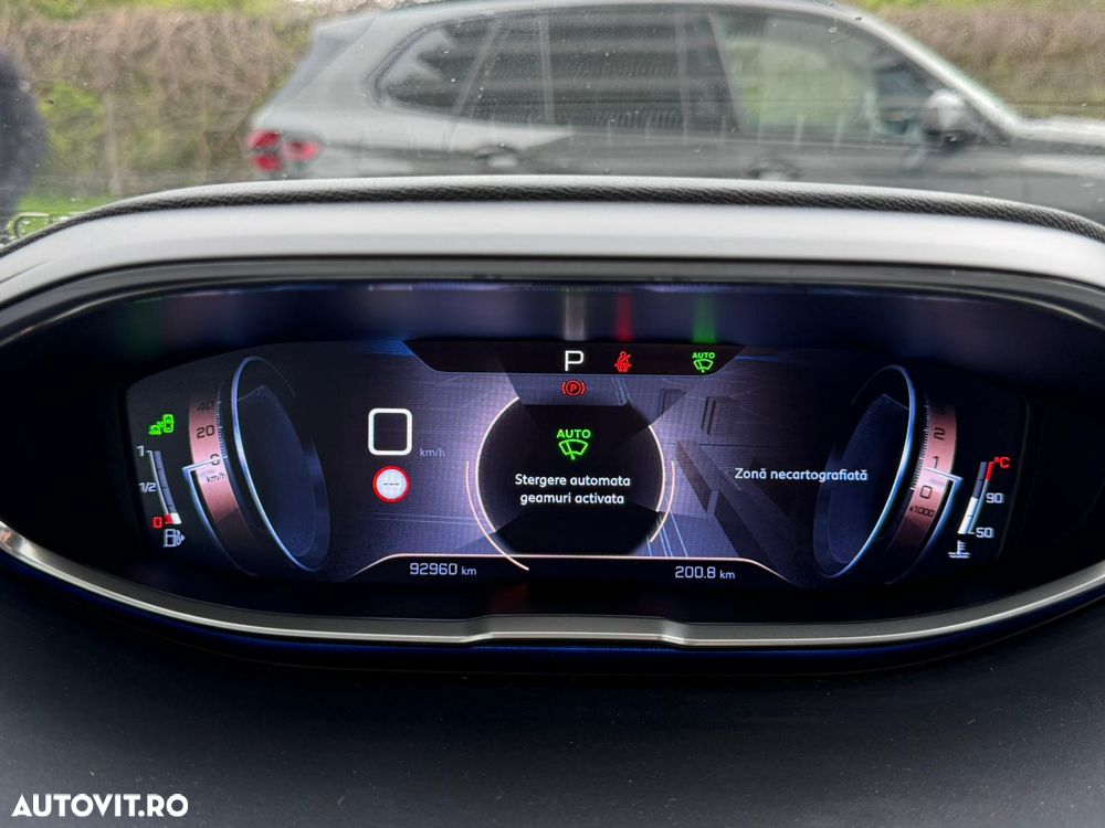 Peugeot 3008 1.2 PureTech Turbo S&S EAT6 GT-Line - 28