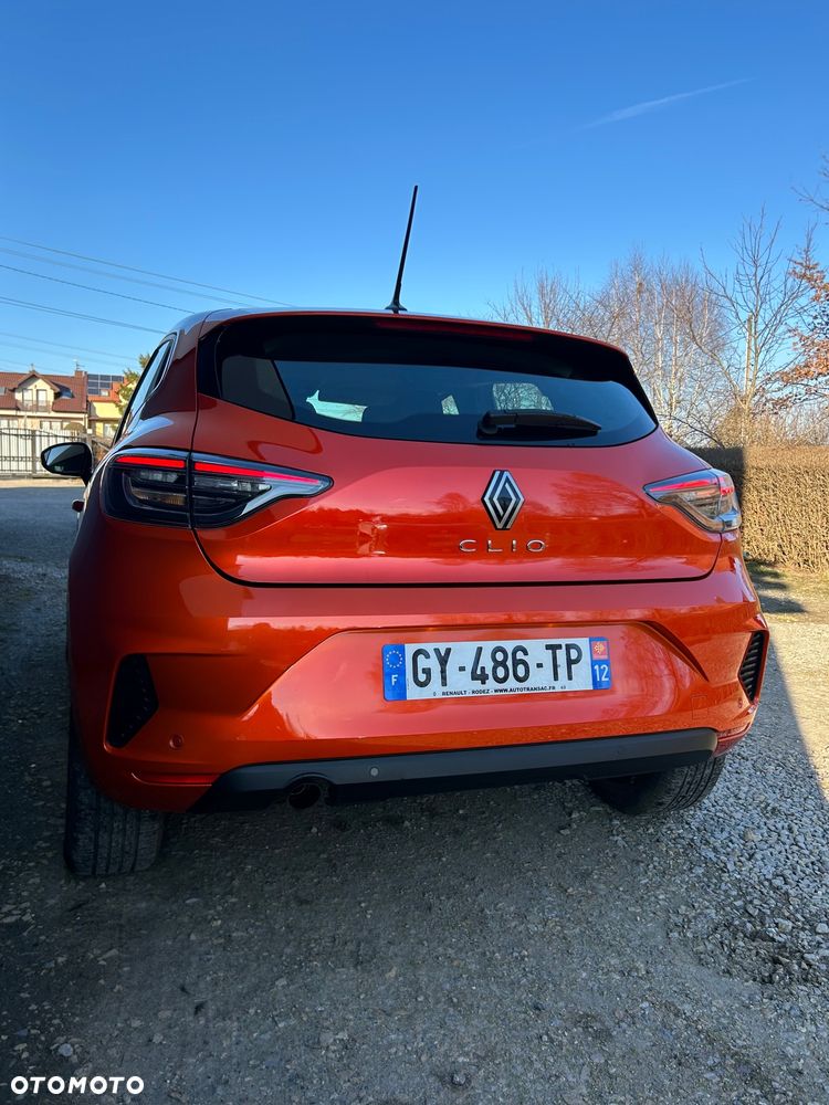 Renault Clio BLUE dCi 100 BUSINESS EDITION - 10