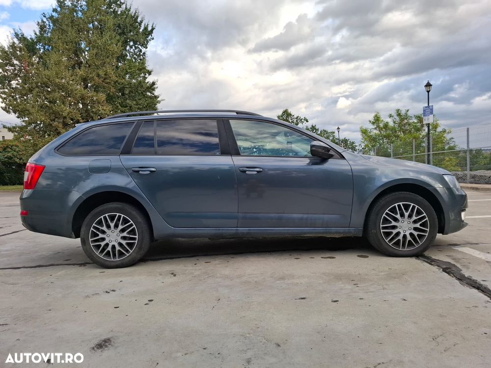 Skoda Octavia 2.0 TDI 4X4 Ambition - 1