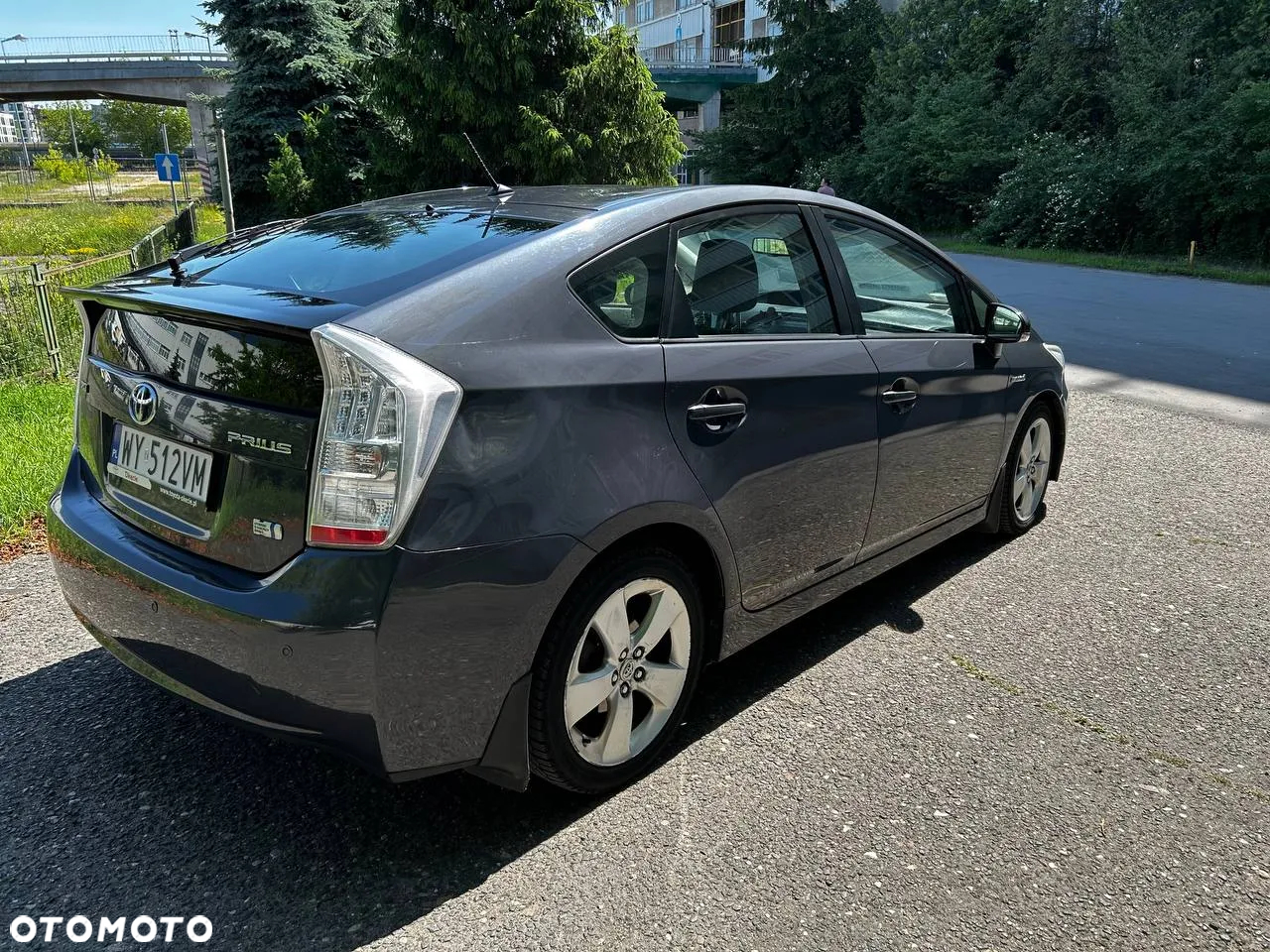 Toyota Prius - 13