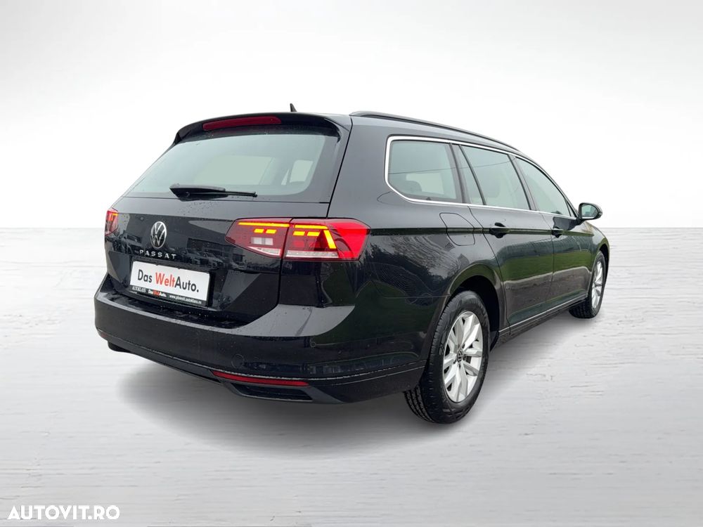 Volkswagen Passat Variant 2.0 TDI SCR DSG Business - 5