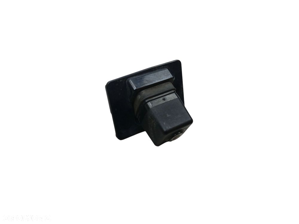 KAMERA COFANIA MERCEDES C W204 LIFT (2011-2014) 3.0 CDI 231KM A2048206297 - 2