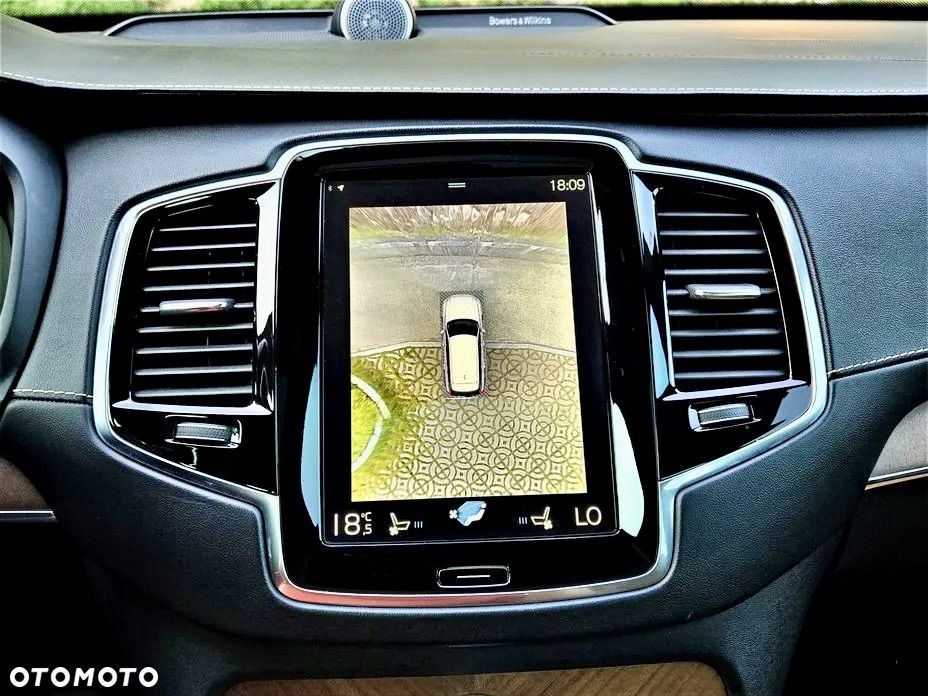 Volvo XC 90 - 16