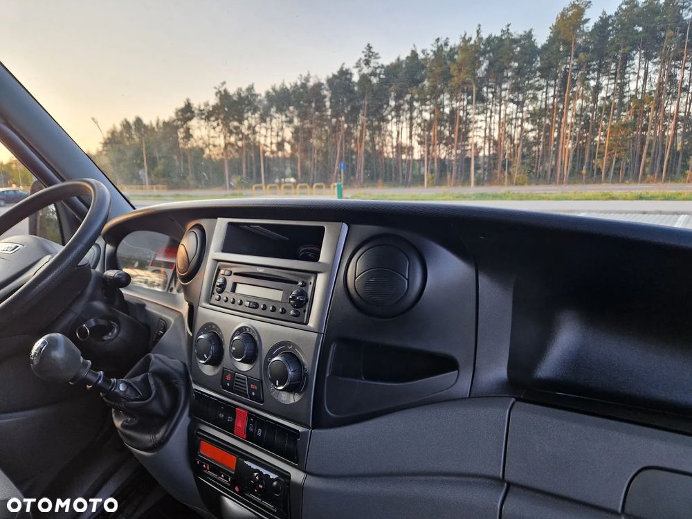 Iveco DAILY BLIŻNIAK - 23