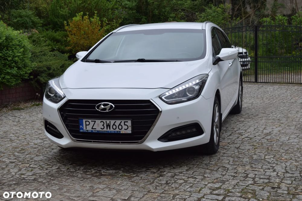 Hyundai i40 1.7 CRDi BlueDrive Premium DCT - 1