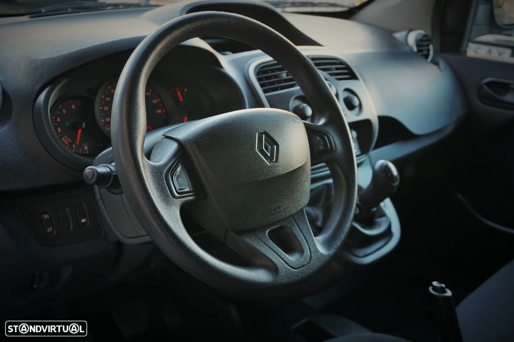 Renault KANGOO 1.5 DCI 3L IVA DEDUTÍVEL - 9