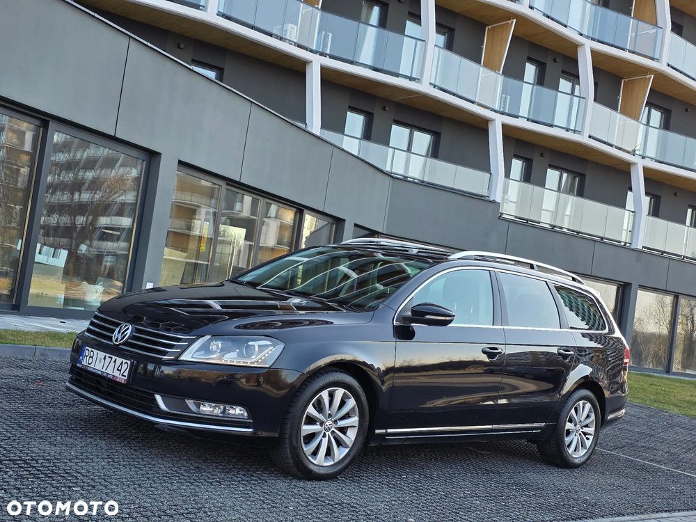 Volkswagen Passat 2.0 TDI Highline - 16