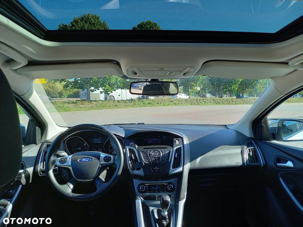 Ford Focus - 8