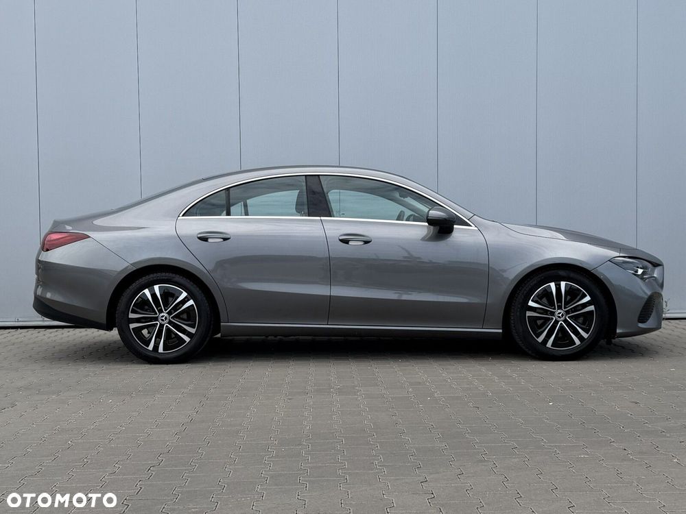 Mercedes-Benz CLA 200 mHEV 7G-DCT - 9