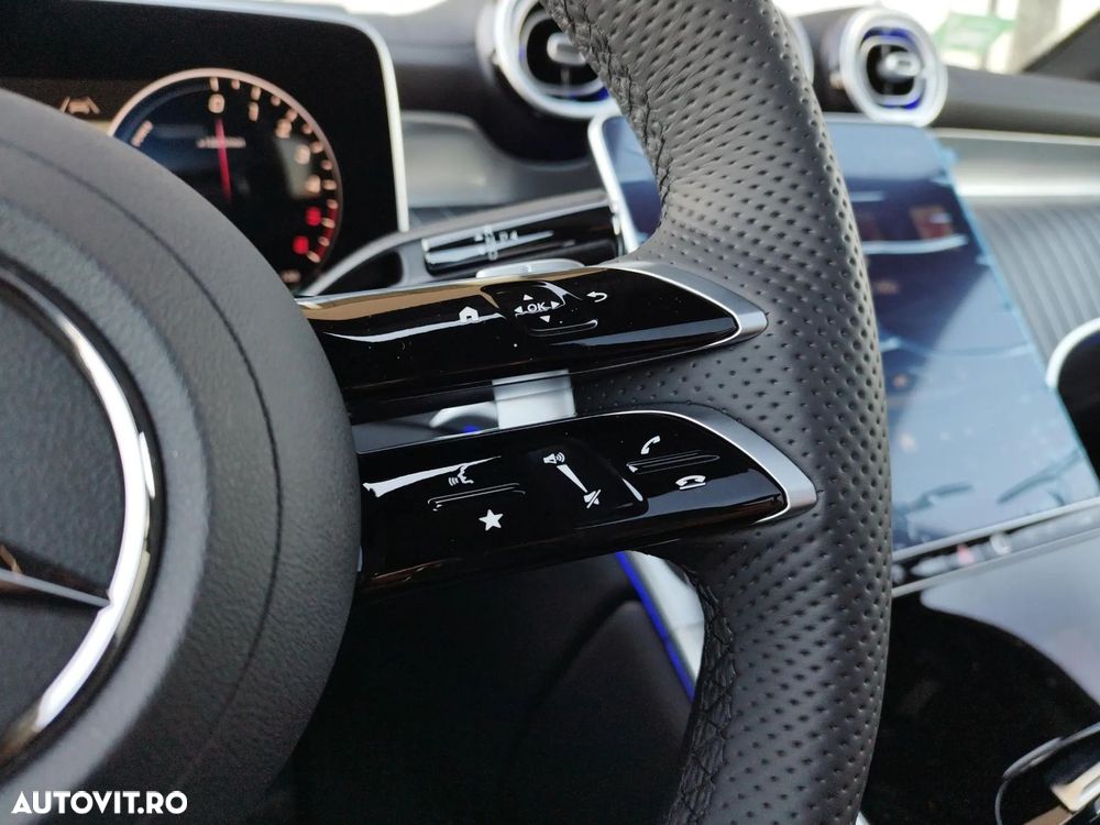 Mercedes-Benz GLC - 12