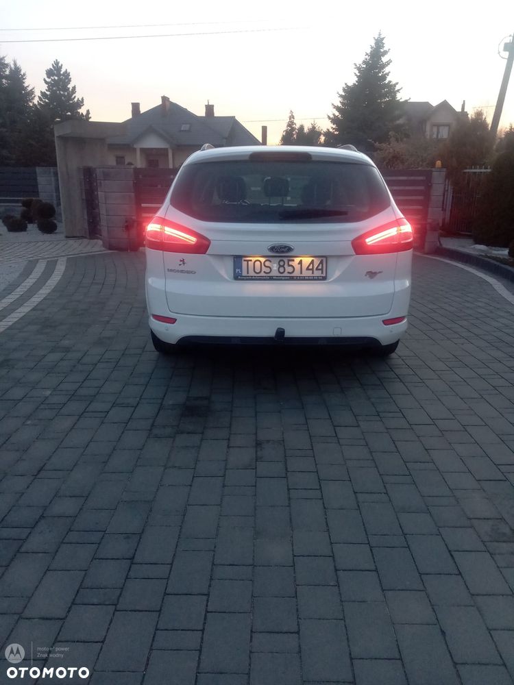 Ford Mondeo - 34