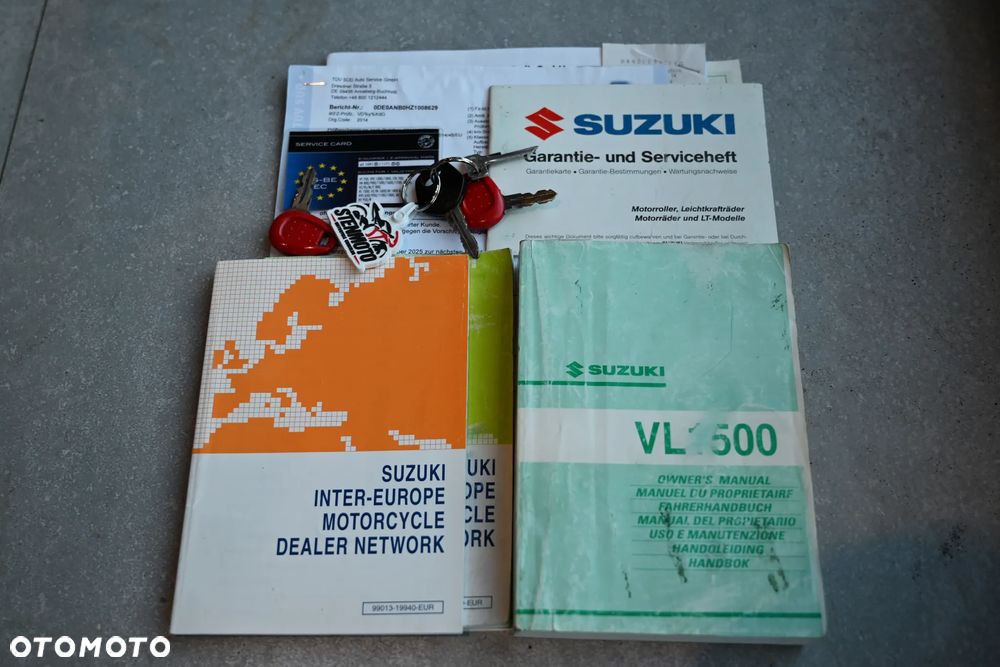 Suzuki Intruder - 24