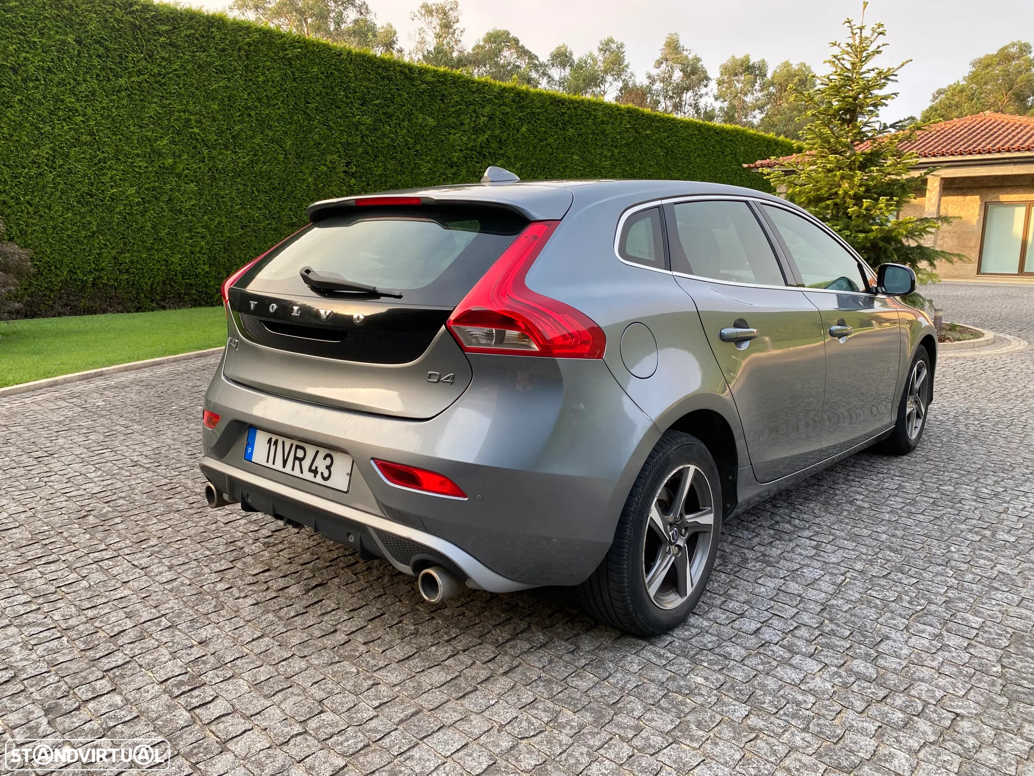 Volvo V40 - 2