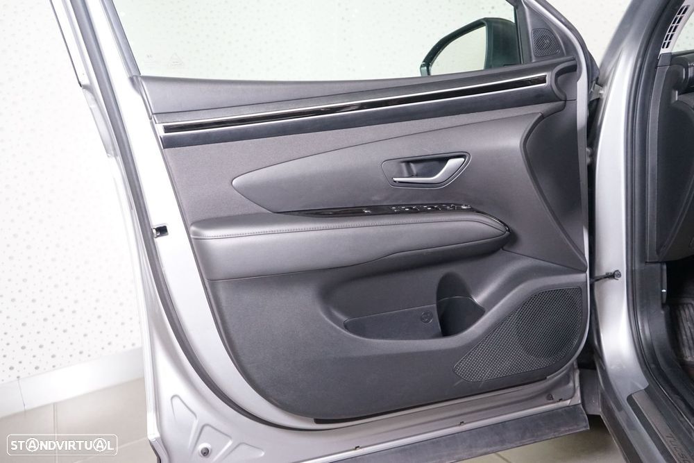 Hyundai Tucson 1.6 T-GDI HEV Vanguard - 19