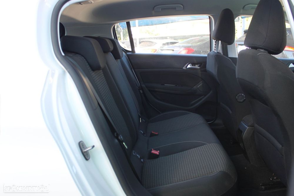 Peugeot 308 1.5 BlueHDi Style - 37