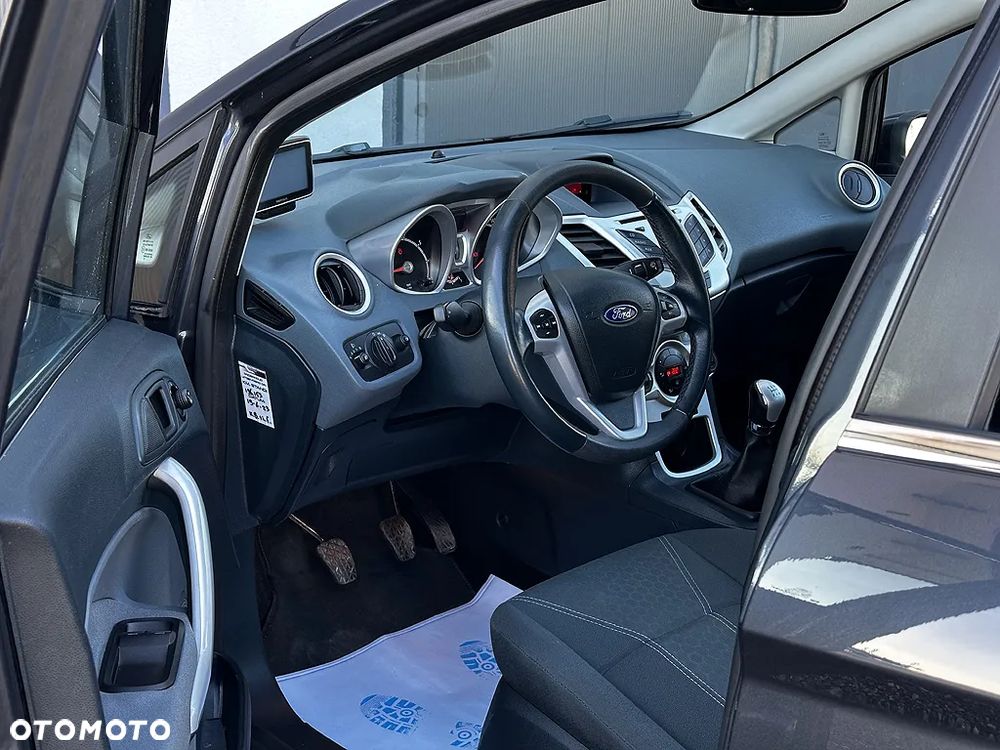 Ford Fiesta 1.4 Titanium - 14