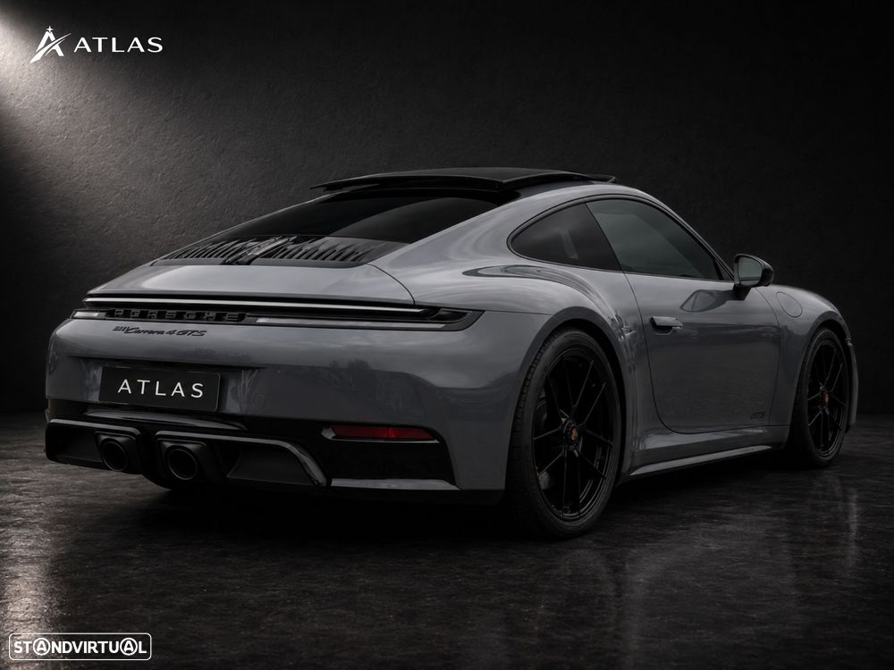 Porsche 911 (992) Carrera 4 GTS - 3