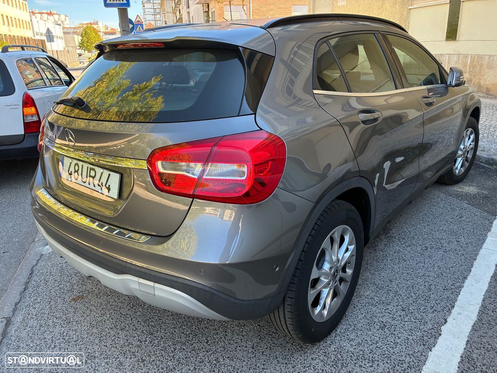 Mercedes-Benz GLA 180 d Style - 3