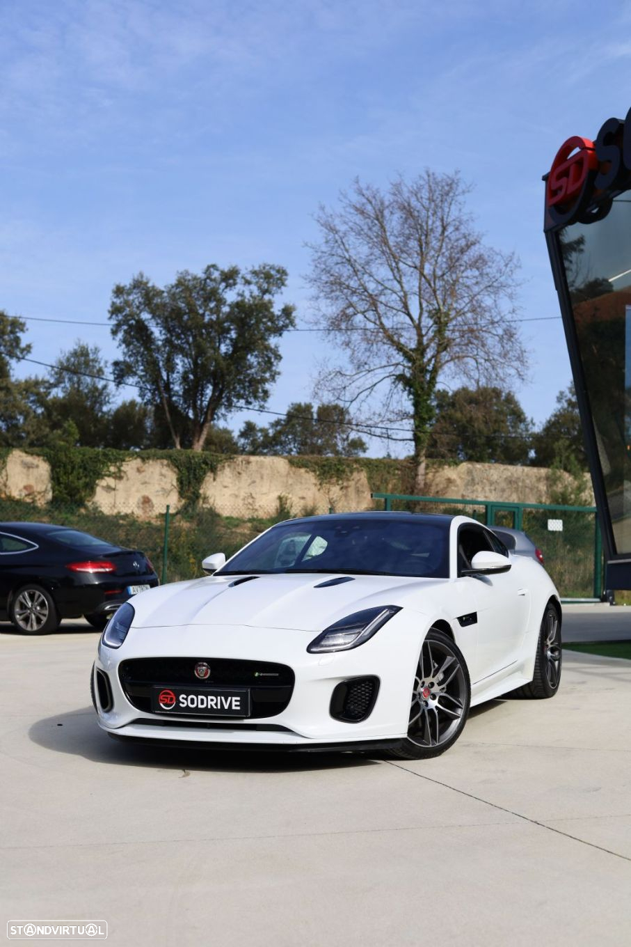 Jaguar F-Type 2.0 i4 R-Dynamic - 58