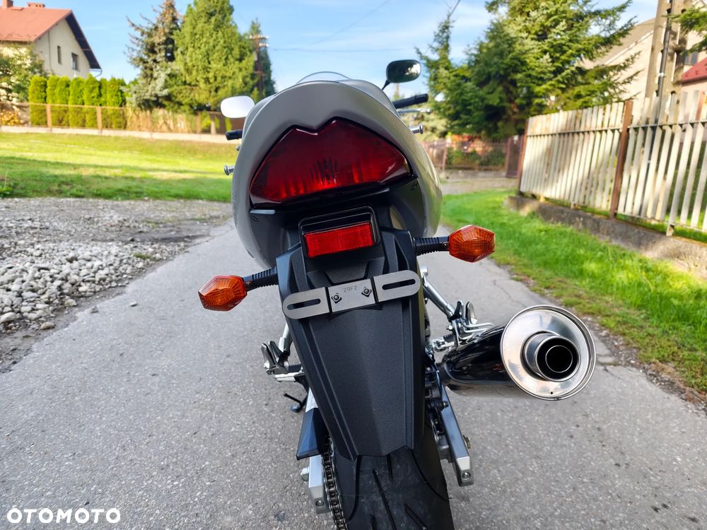 Suzuki Bandit - 25