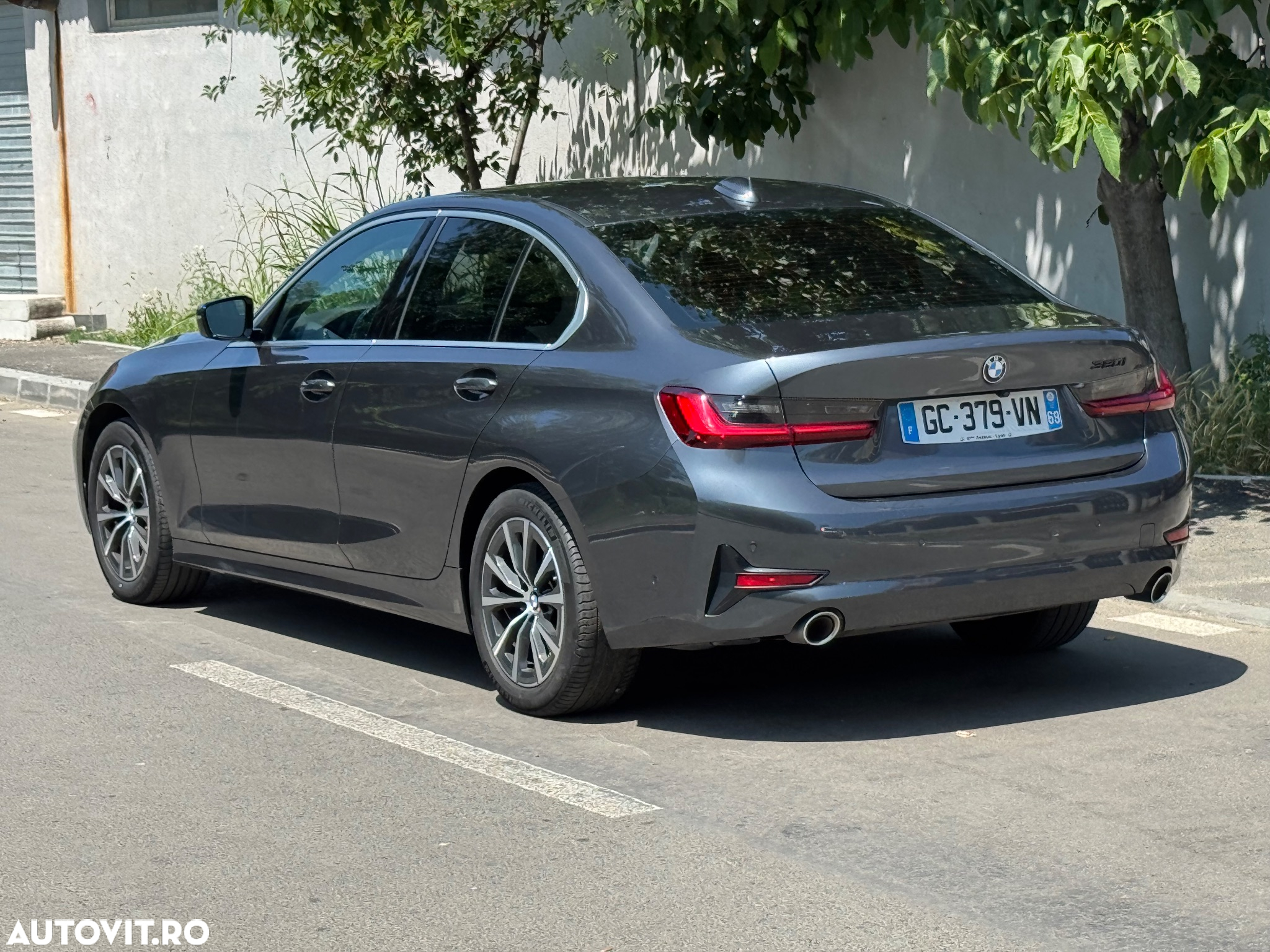 BMW Seria 3 320i AT - 25