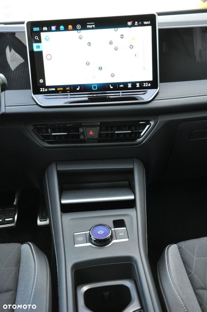 Volkswagen Tiguan - 20
