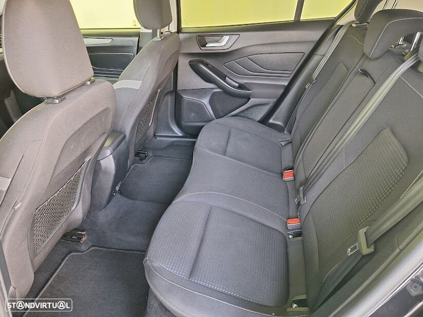 Ford Focus 1.0 EcoBoost MHEV Connected - 9