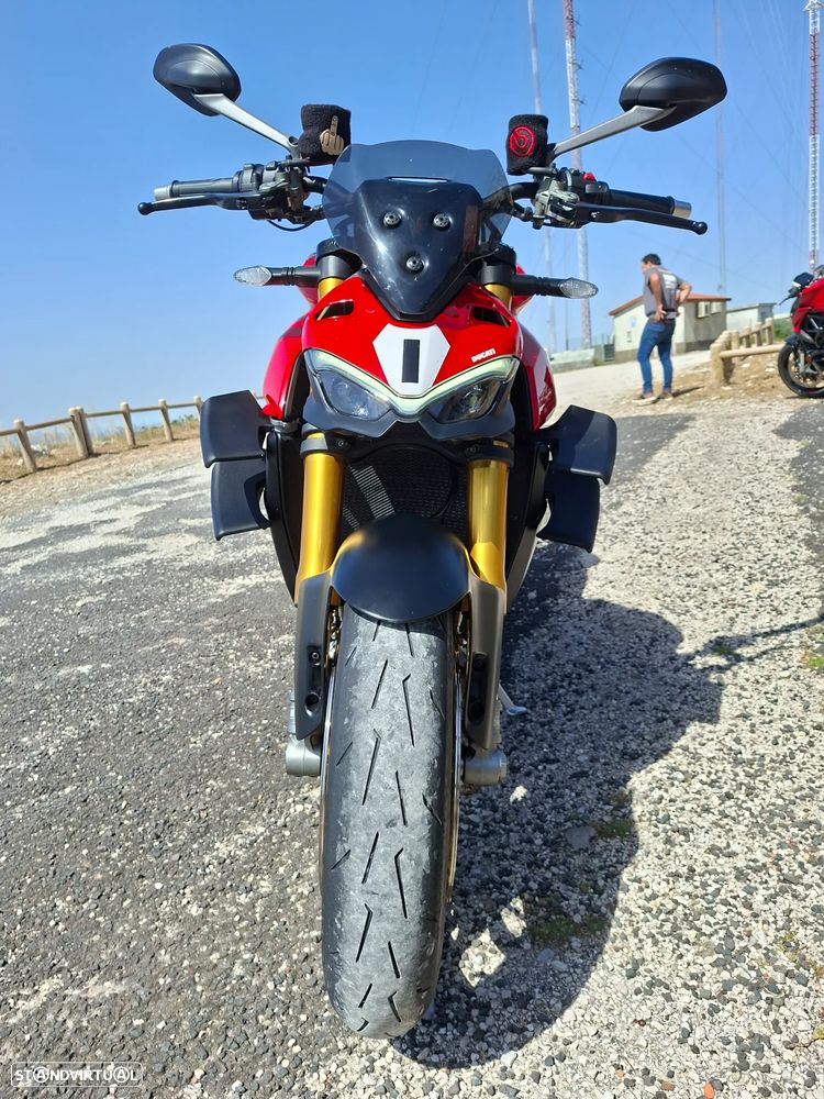 Ducati Streetfighter V4S - 1