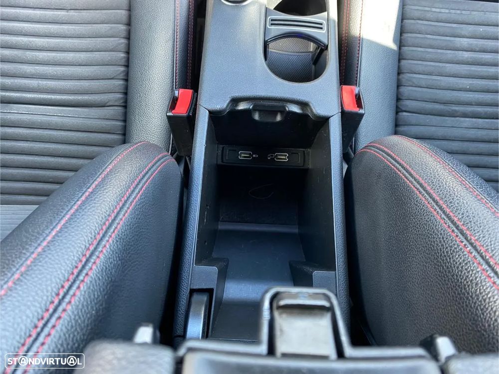 Mercedes-Benz CLA 200 d Shooting Brake AMG Line Aut. - 24