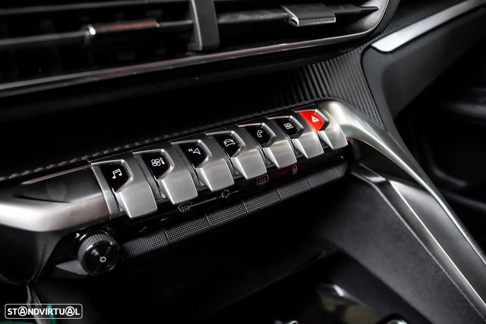 Peugeot 3008 1.2 PureTech Allure Pack EAT8 - 23