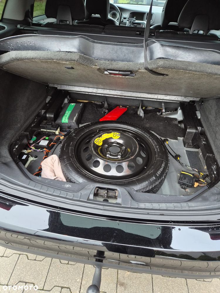 Volvo V60 D5 Momentum - 12