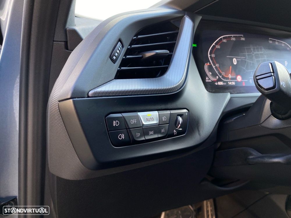 BMW 116 d Pack Desportivo M Auto - 8