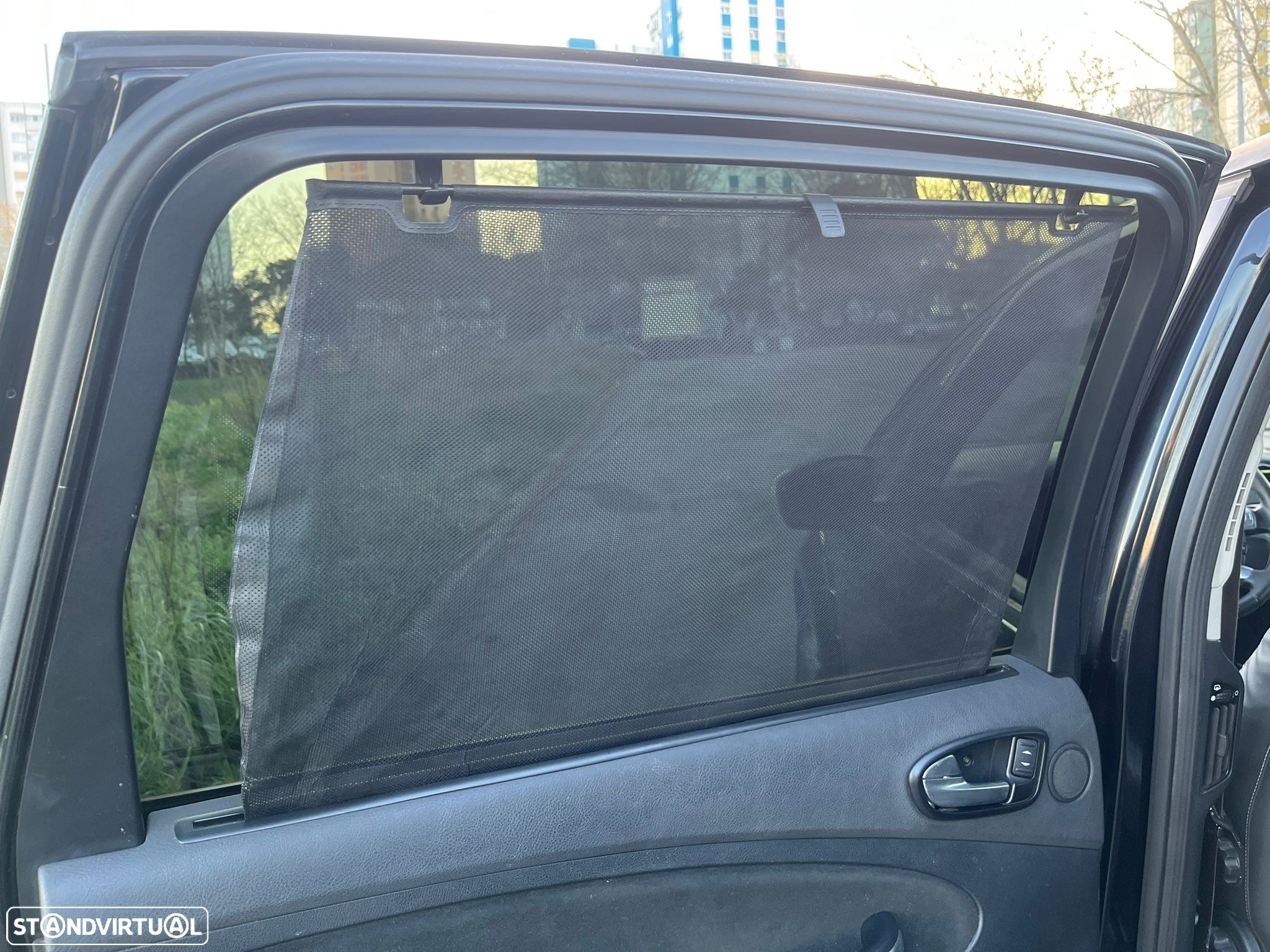 Ford S-Max 2.0 TDCi Titanium 7L - 16