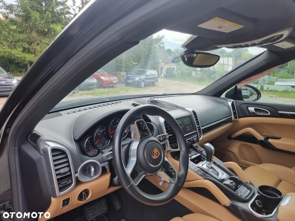 Porsche Cayenne Tiptronic S - 10