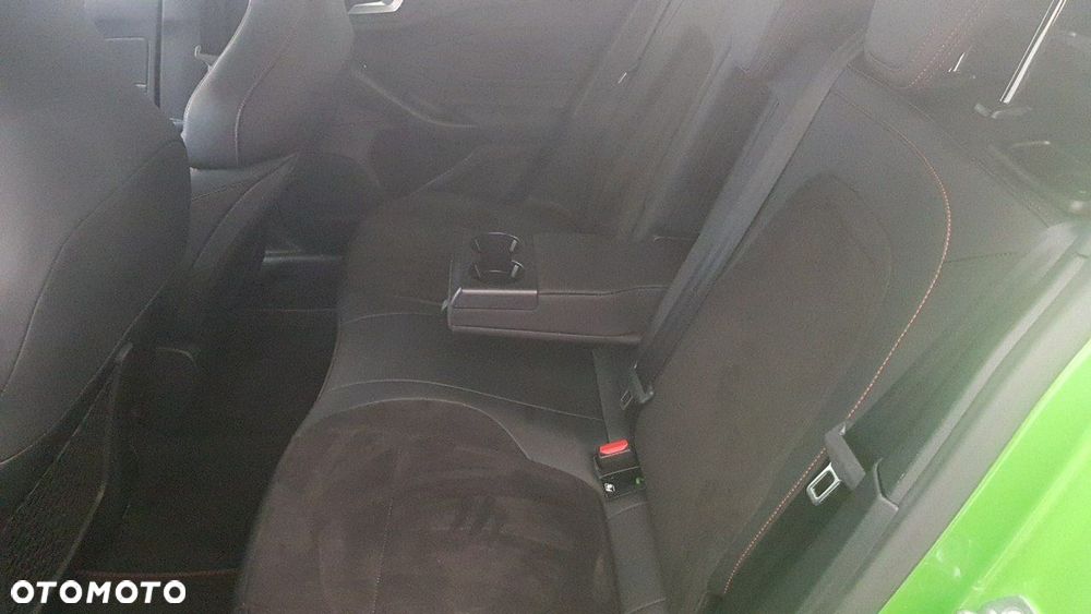 Ford Focus - 17