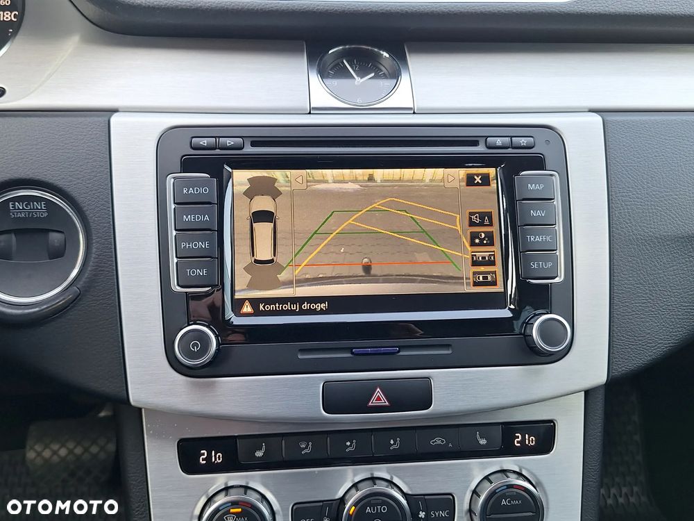 Volkswagen Passat 2.0 TDI Highline DSG - 11