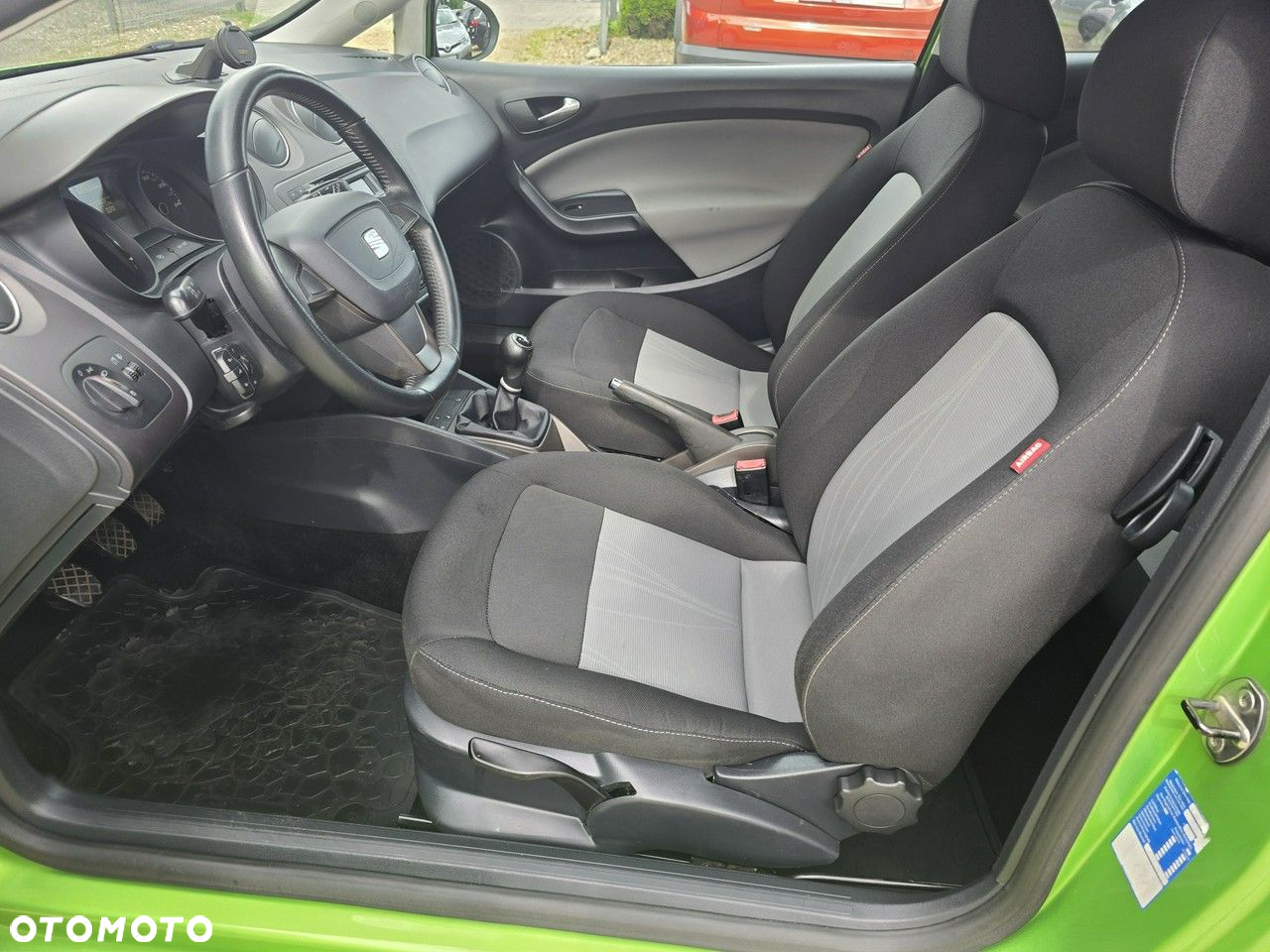 Seat Ibiza SC 1.4 16V Style - 6
