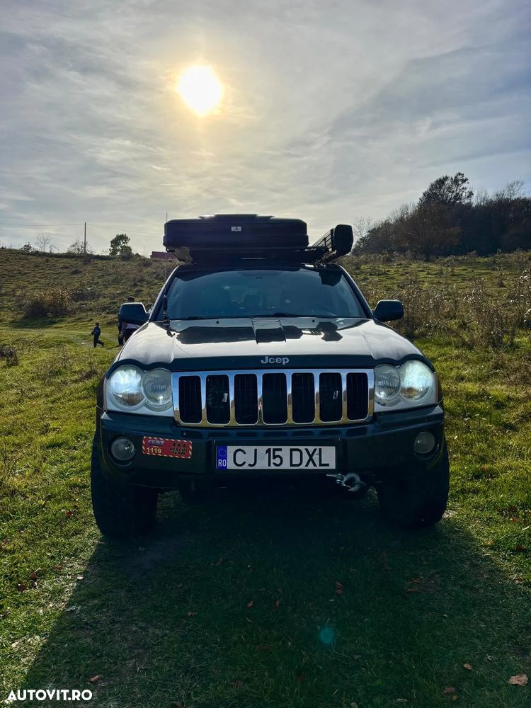 Jeep Grand Cherokee - 8
