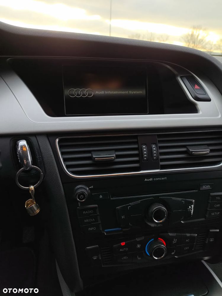 Audi A4 Avant 2.0 TDI DPF Attraction - 14