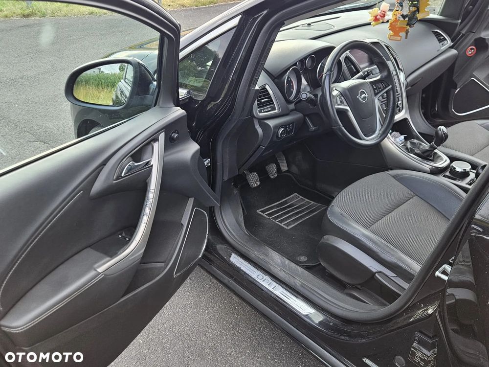 Opel Astra 1.6 Turbo Sport - 12