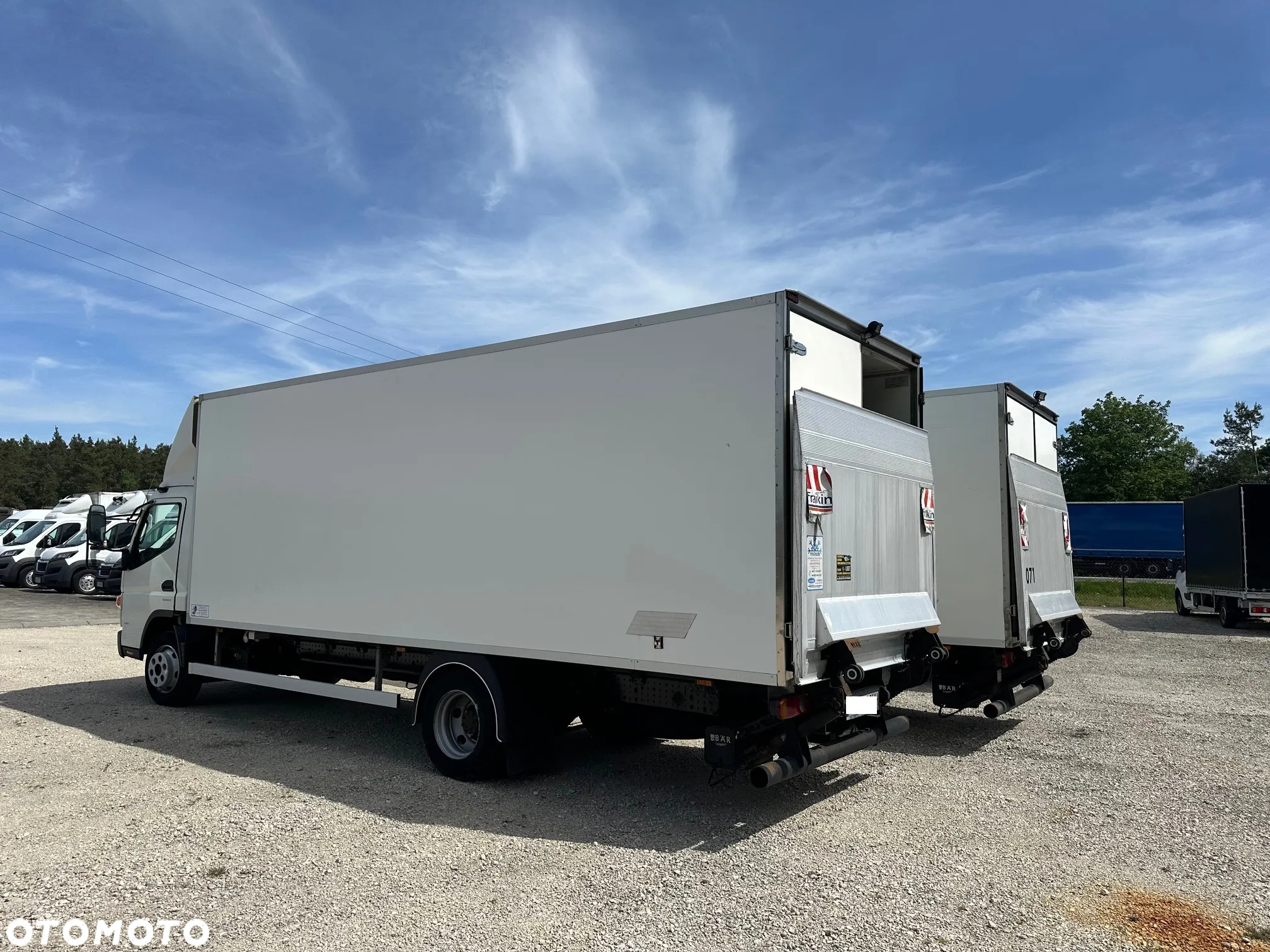 Mitsubishi Canter / 7,5t/  3,0 Chłodnia Multitemperatura/ 4,93x2,11 / Salon RP - 19