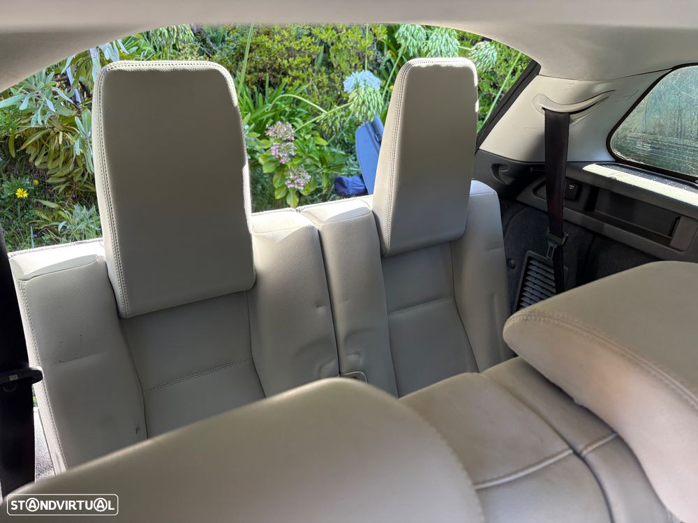 Land Rover Discovery Sport 2.2 Td4 HSE 7L - 12