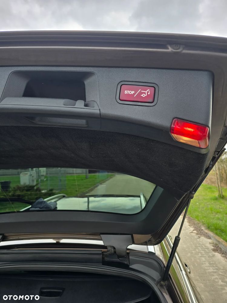 Mercedes-Benz Klasa E 220 BlueTEC 9G-TRONIC Elegance - 9