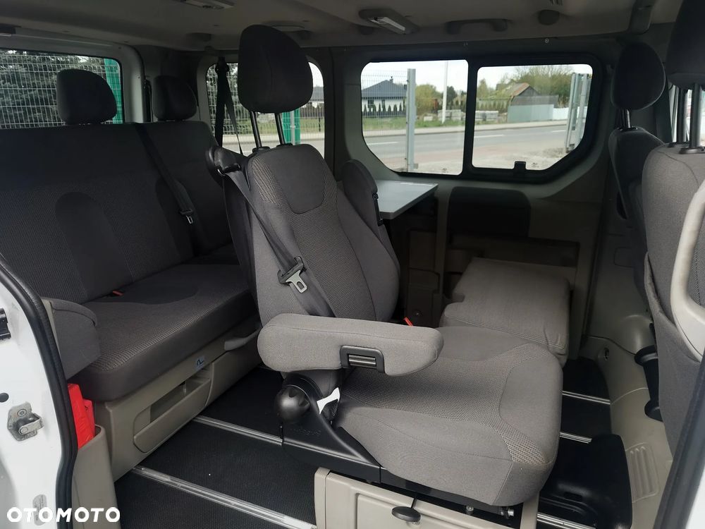 Opel Vivaro - 14